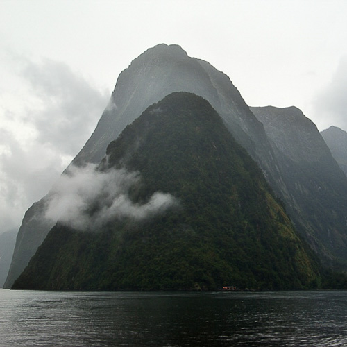 04 - Kepler Track - Milford Sound